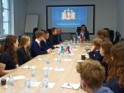 Диалог “без галстуков”: Встреча, которая объединяет. Андрей Цыкун провёл открытый диалог со студентами-уральцами Президентской академии, обучающимися в Москве